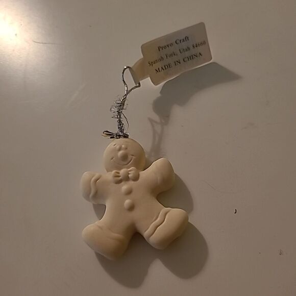 Provo Craft Gingerbread Ornament - Picture 1 of 2